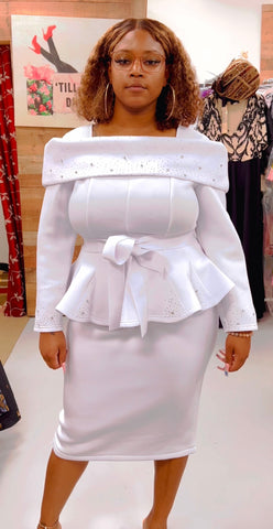 Serafina 4214 White skirt suit